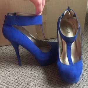 Blue platform heels